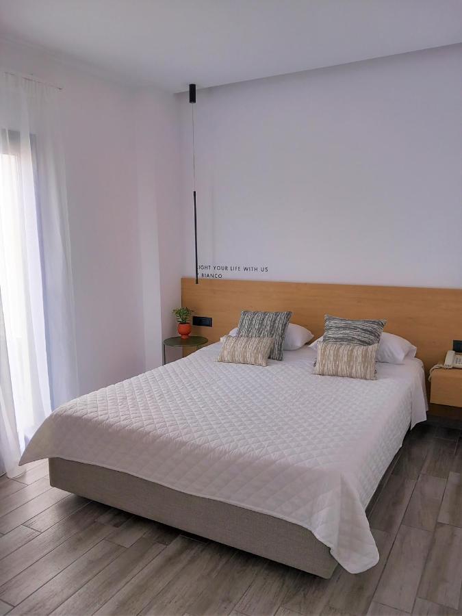 Bianco Hotel Lakkion ภายนอก รูปภาพ